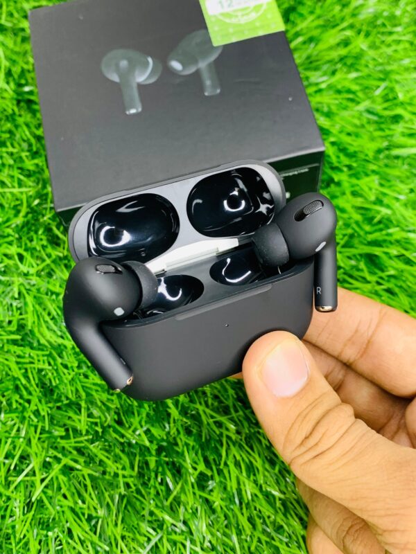 MOST DEMANDED
Airpods Pro Black - Image 5